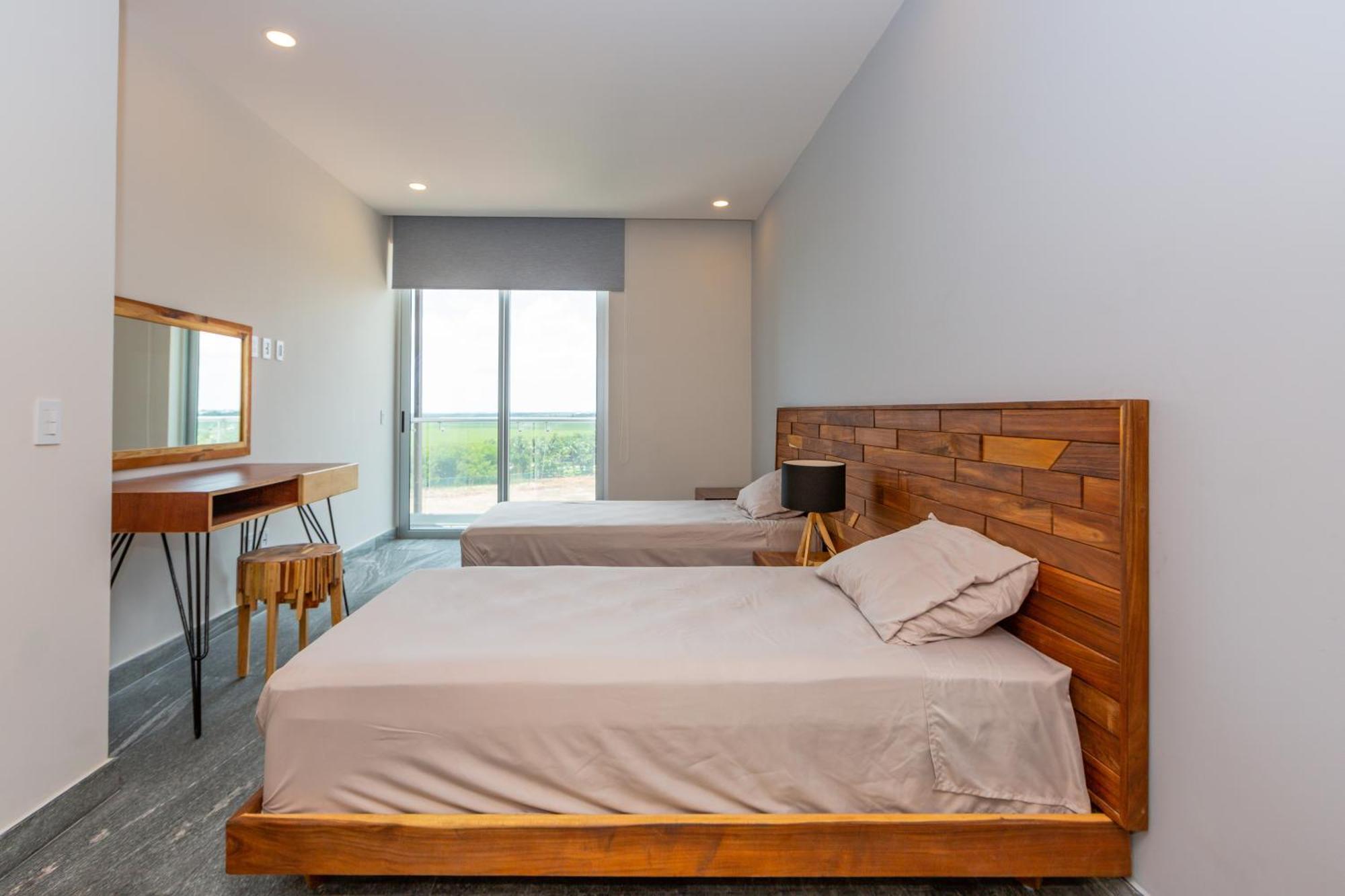 Ocean View Condo - Beach, Pool & Jacuzzi! Κανκούν Εξωτερικό φωτογραφία
