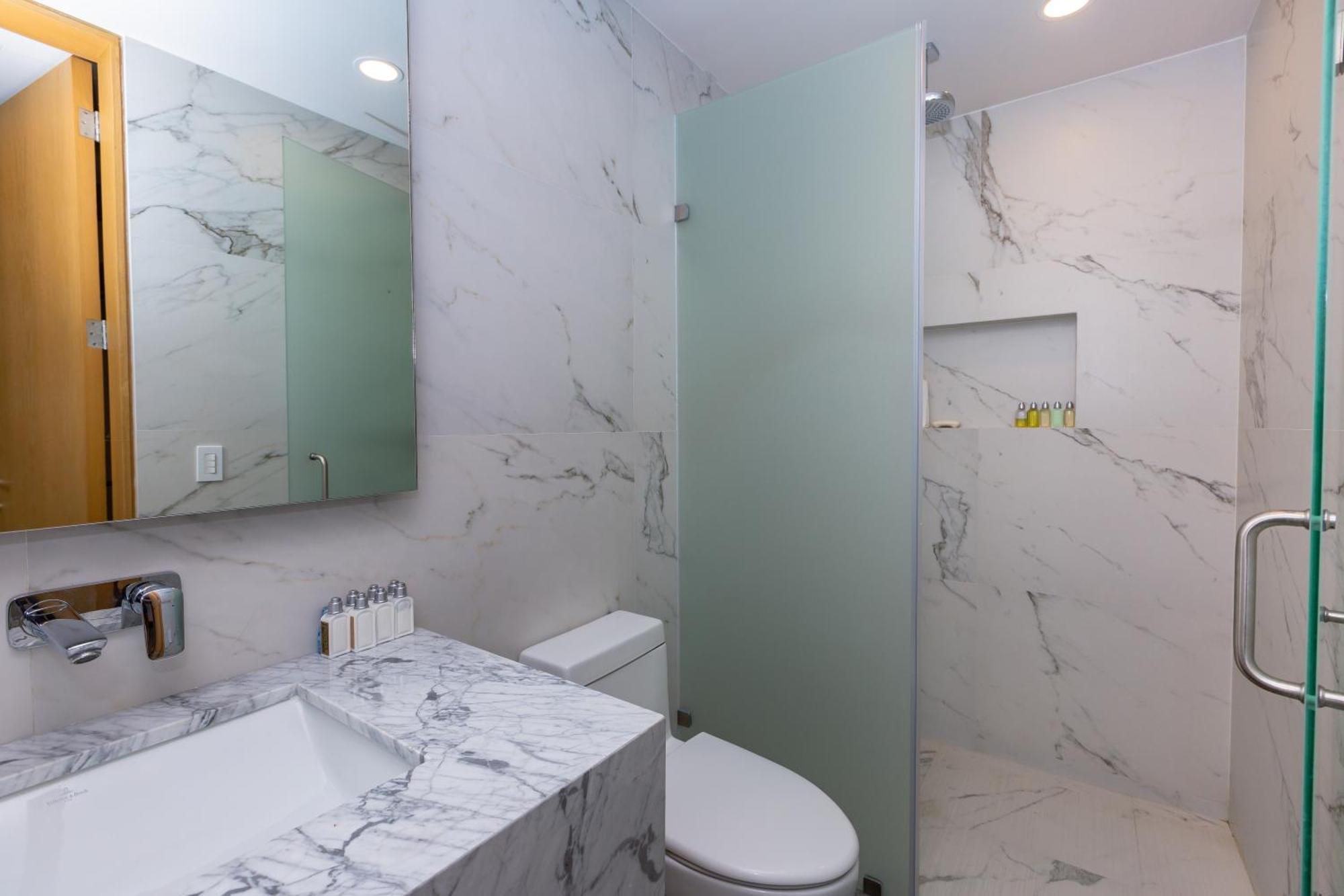 Ocean View Condo - Beach, Pool & Jacuzzi! Κανκούν Εξωτερικό φωτογραφία